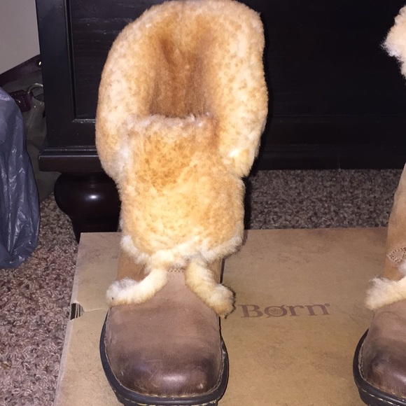 Born shearling boots - Picture 4 of 8
